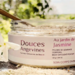 pot de produit de gommage corps des douces angevines Au Jardin de Jasmine
